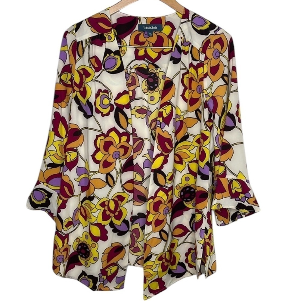 Modcloth Certainly Styled White Floral Kimono Women Size S/M